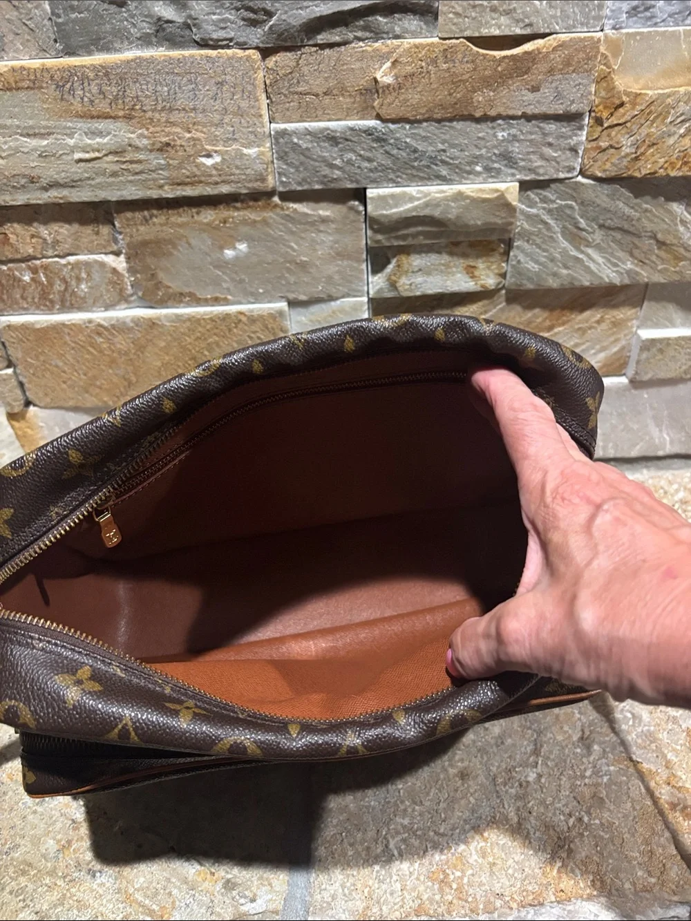 Louis Vuitton Monogram Canvas Nile Crossbody Bag in Brown and Tan